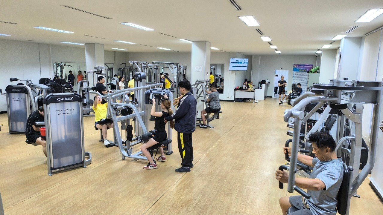 MachineWeightRoom02